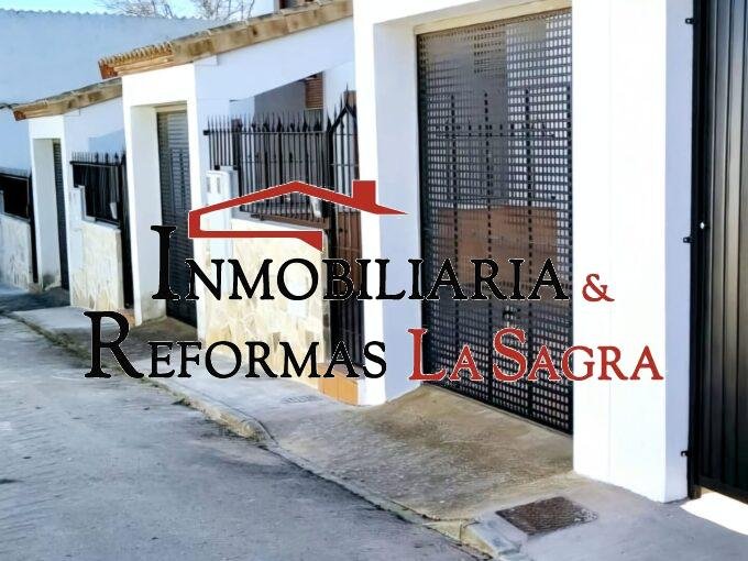 Casa adosada de alquiler en Osa de la Vega