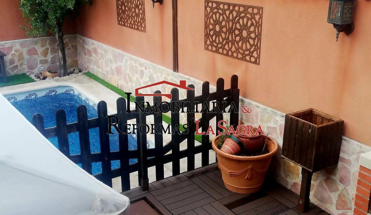 me chupa un huevo (12)