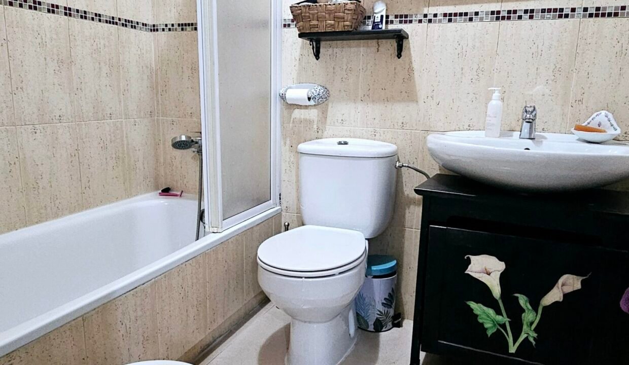 me chupa un huevo (40)