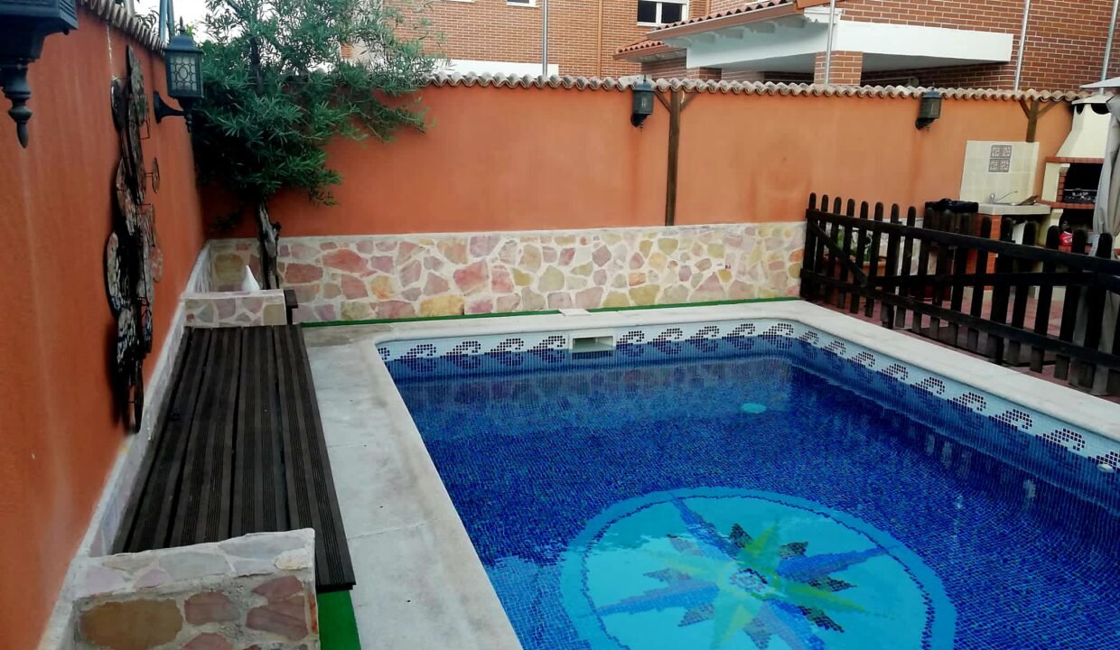 me chupa un huevo (9)