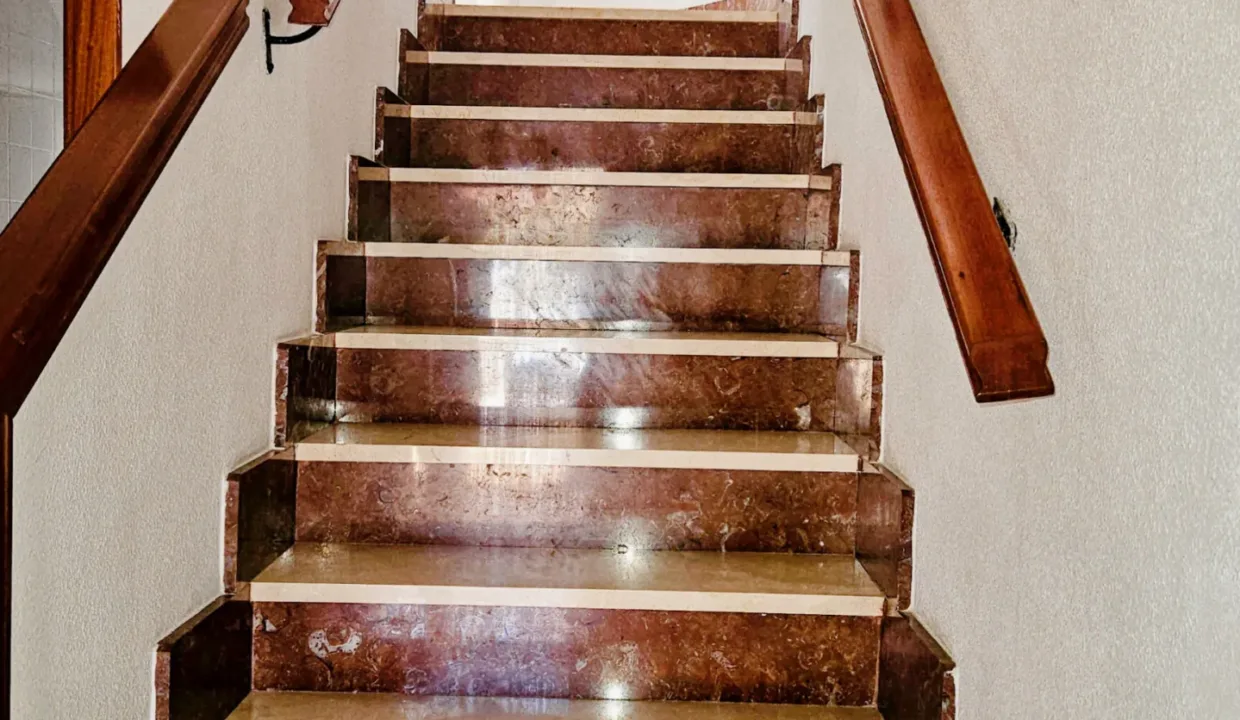 Chalet-Adosado-en-Venta-en-Esquivias-13