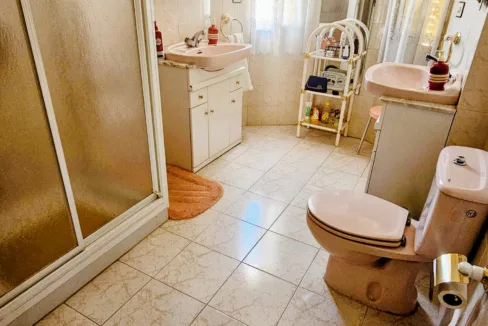 Chalet-Adosado-en-Venta-en-Esquivias-2