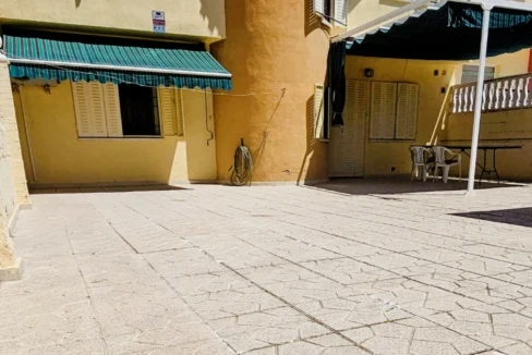 Chalet-Adosado-en-Venta-en-Esquivias-7